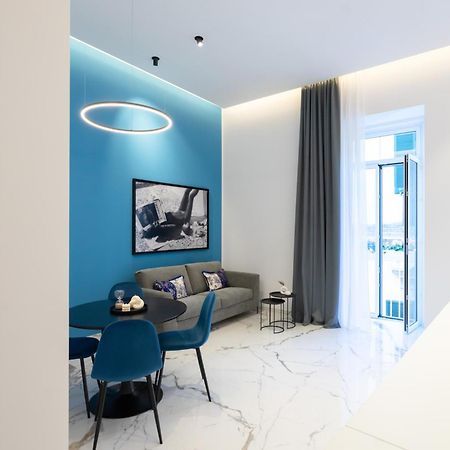 Insogno Suites Napels Buitenkant foto