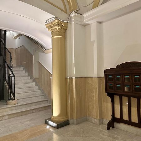 Insogno Suites Napels Buitenkant foto